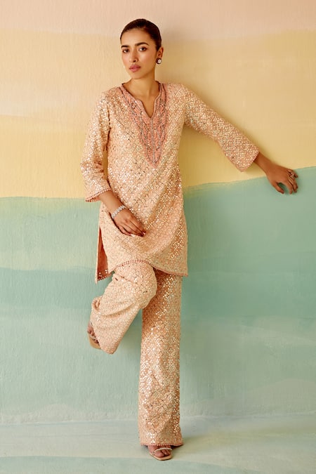 Buy_Mustard Moon By Neyha And Vrinda_Peach Georgette Sequins Collared Mirror Work Tunic And Pant Set _Online_at_Aza_Fashions