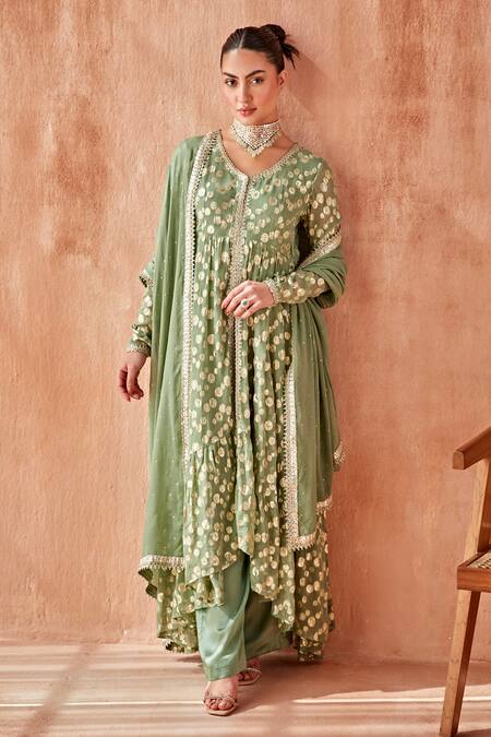 Mustard Moon By Neyha And Vrinda_Green Georgette Lace, Embroidery V-neck Trimmed Anarkali Pant Set_Online_at_Aza_Fashions