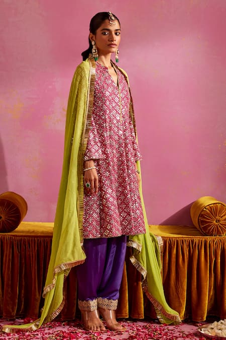 Mustard Moon By Neyha And Vrinda_Pink Georgette Sequins, Embroidery Split V-neck Kurta Salwar Set _at_Aza_Fashions