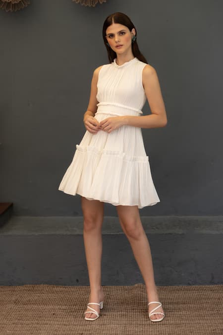 Ozel White Viscose Crepe Solid High Neck Parker Pleat Detailed Short Dress