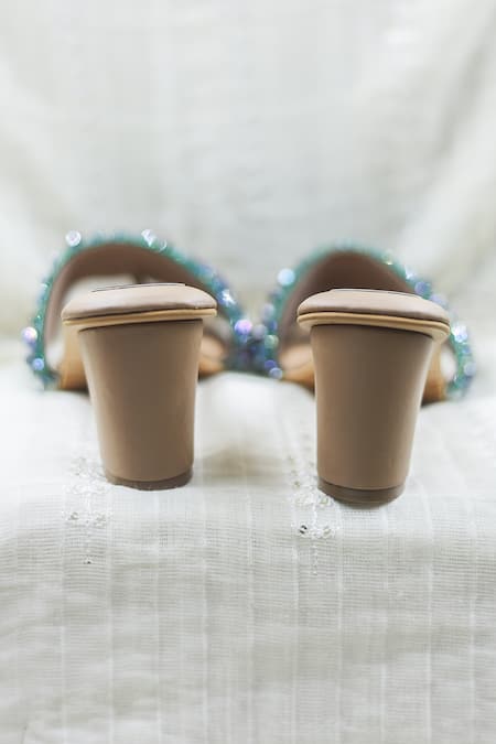 Buy_Foot Fuel_Green Crystals, Beads, Embroidery Thread And Embellished Heels 