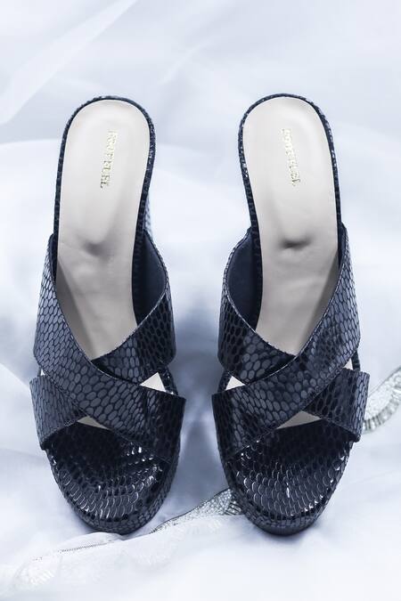 Buy Foot Fuel Black Jaa La Woven Criss Cross Heels Online at Aza Fashions Buy_Foot Fuel_Black Jaa La Woven Criss Cross Heels _Online_at_Aza_Fashions