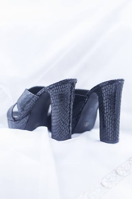 Shop Foot Fuel Black Jaa La Woven Criss Cross Heels Online at Aza Fashions Shop_Foot Fuel_Black Jaa La Woven Criss Cross Heels _Online_at_Aza_Fashions
