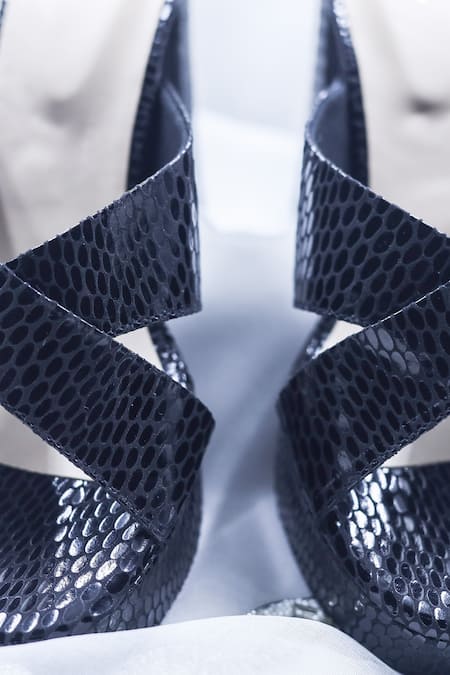 Buy Foot Fuel Black Jaa La Woven Criss Cross Heels Buy_Foot Fuel_Black Jaa La Woven Criss Cross Heels