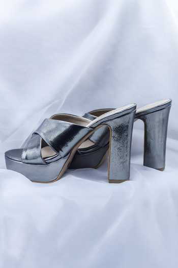 Shop Foot Fuel Grey Mere Khushi Textured Block Heels Online at Aza Fashions Shop_Foot Fuel_Grey Mere Khushi Textured Block Heels _Online_at_Aza_Fashions