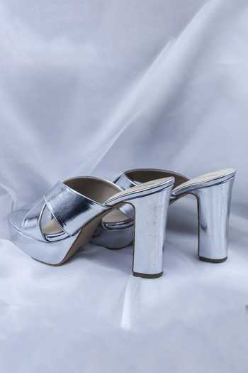 Shop Foot Fuel Silver Textured Pattern Block Heels Online at Aza Fashions Shop_Foot Fuel_Silver Textured Pattern Block Heels _Online_at_Aza_Fashions