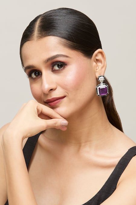 Chaotiq By Arti White Stone Drop Geometric Earrings 