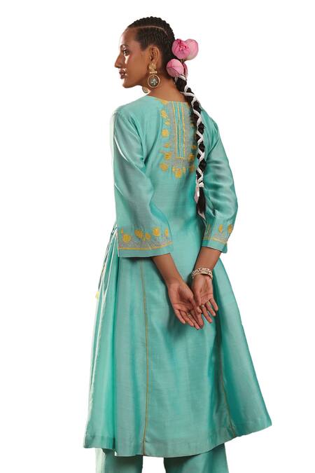 Charu Makkar Blue , , Zari, Embroidery Round Neck Kurta And Pant Set at Aza Fashions Charu Makkar_Blue , , Zari, Embroidery Round Neck Kurta And Pant Set _at_Aza_Fashions