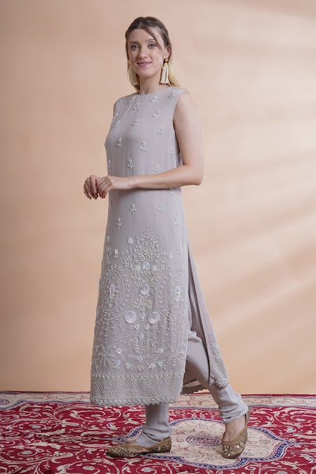 House Of Supriya_Grey Georgette, Crepe, Organza Geometric Floral Embroidered Kurta Churidar Set _Online_at_Aza_Fashions
