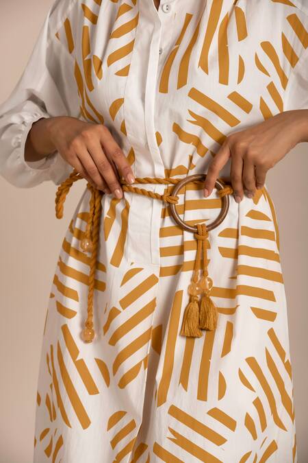 Buy_Kanelle_Yellow Cotton Poplin Print Confetti Bloom Round Sage Midi Dress With Belt