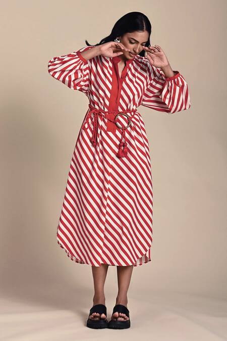 Kanelle Red Cotton Poplin Print Striped Round Collar Neck Sage Midi Dress With Belt Online at Aza Fashions Kanelle_Red Cotton Poplin Print Striped Round Collar Neck Sage Midi Dress With Belt_Online_at_Aza_Fashions