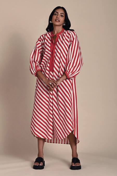 Shop Kanelle Red Cotton Poplin Print Striped Round Collar Neck Sage Midi Dress With Belt Online at Aza Fashions Shop_Kanelle_Red Cotton Poplin Print Striped Round Collar Neck Sage Midi Dress With Belt_Online_at_Aza_Fashions