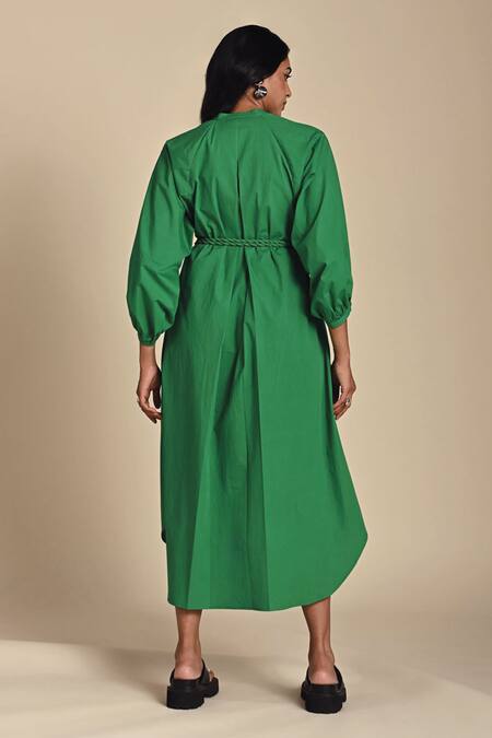 Shop Kanelle Green Cotton Poplin Solid Round Collar Sage Curved Hem Midi Dress With Belt at Aza Fashions Shop_Kanelle_Green Cotton Poplin Solid Round Collar Sage Curved Hem Midi Dress With Belt_at_Aza_Fashions