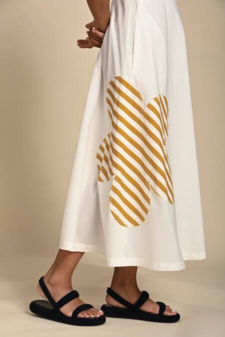 Buy_Kanelle_White Cotton Poplin Patch Striped Bloom V Neck Olivia Embroidered Midi Dress