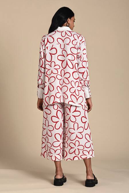 Shop Kanelle Red Twill Print Floret Collar Neck Maya Shirt With Pant at Aza Fashions Shop_Kanelle_Red Twill Print Floret Collar Neck Maya Shirt With Pant_at_Aza_Fashions