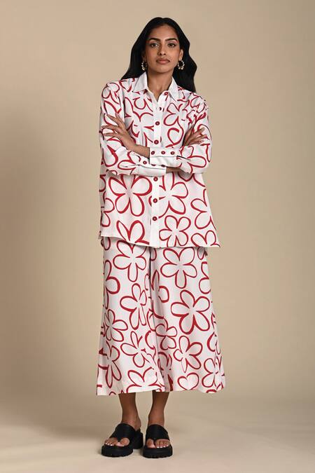 Buy Kanelle Red Twill Print Floret Collar Neck Maya Shirt With Pant Online at Aza Fashions Buy_Kanelle_Red Twill Print Floret Collar Neck Maya Shirt With Pant_Online_at_Aza_Fashions
