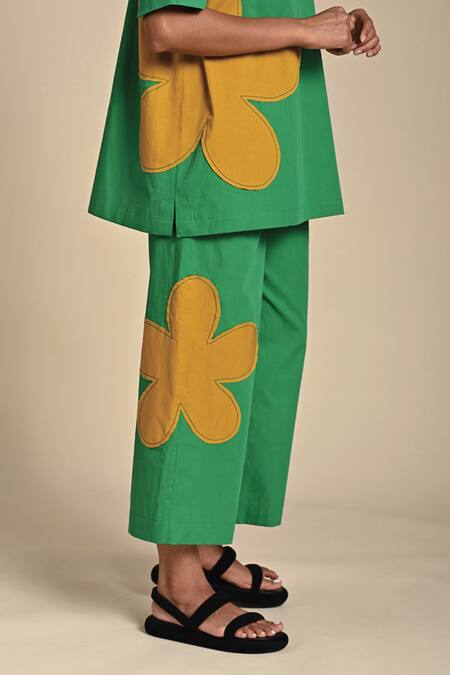 Buy Kanelle Green Cotton Poplin Patch Fleur Round Neck Freya Work Top With Pant Buy_Kanelle_Green Cotton Poplin Patch Fleur Round Neck Freya Work Top With Pant