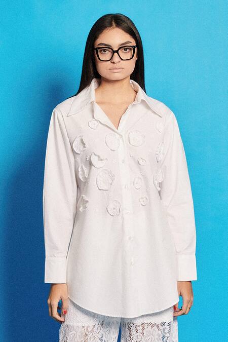 Cin Cin White Poplin Embroidered Floral Collar Patchwork Shirt And Pant Set Online at Aza Fashions Cin Cin_White Poplin Embroidered Floral Collar Patchwork Shirt And Pant Set _Online_at_Aza_Fashions