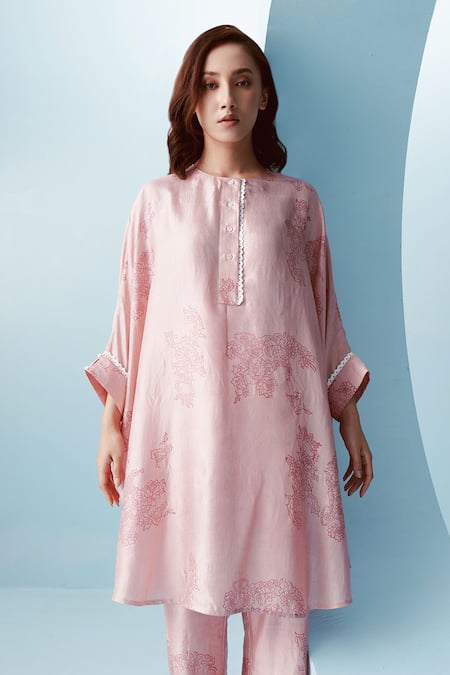 Buy Kavya Singh Kundu Pink Handwoven Mulberry Silk Print Gardenia Round Neck Tachi Tunic With Pant Online at Aza Fashions Buy_Kavya Singh Kundu_Pink Handwoven Mulberry Silk Print Gardenia Round Neck Tachi Tunic With Pant _Online_at_Aza_Fashions