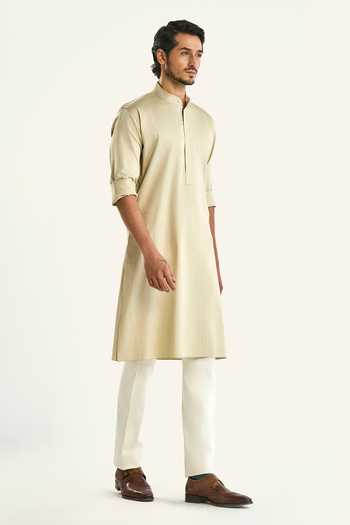 Shop_Raghavendra Rathore Jodhpur_Green Cotton Embroidery The Shankh Threadwork Kurta _Online_at_Aza_Fashions