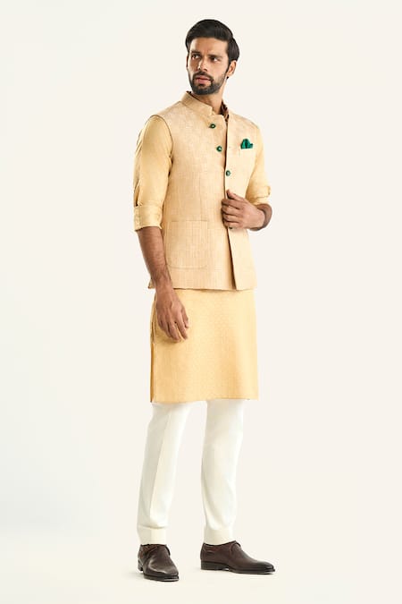 Raghavendra Rathore Jodhpur_Beige Silk Embroidery Woven Geometric Bundi _at_Aza_Fashions