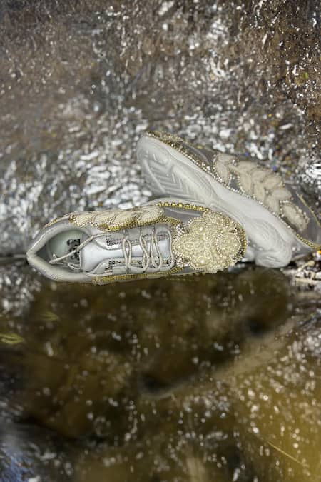 Chal Jooti Silver Crown Of Pearl Embellished Sneakers Online at Aza Fashions Chal Jooti_Silver Crown Of Pearl Embellished Sneakers _Online_at_Aza_Fashions