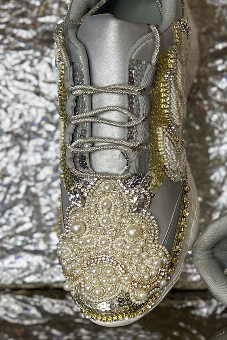Chal Jooti Silver Crown Of Pearl Embellished Sneakers at Aza Fashions Chal Jooti_Silver Crown Of Pearl Embellished Sneakers _at_Aza_Fashions