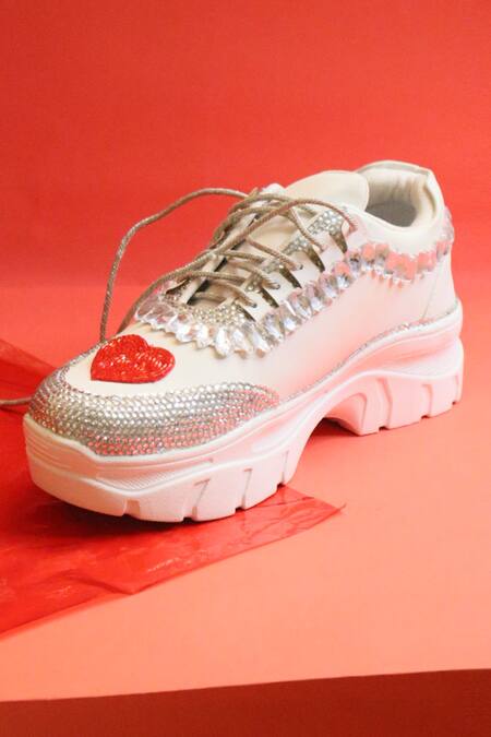 Buy_Chal Jooti_Multi Color Loveglow Lollipops Hand Embroidered Sneakers