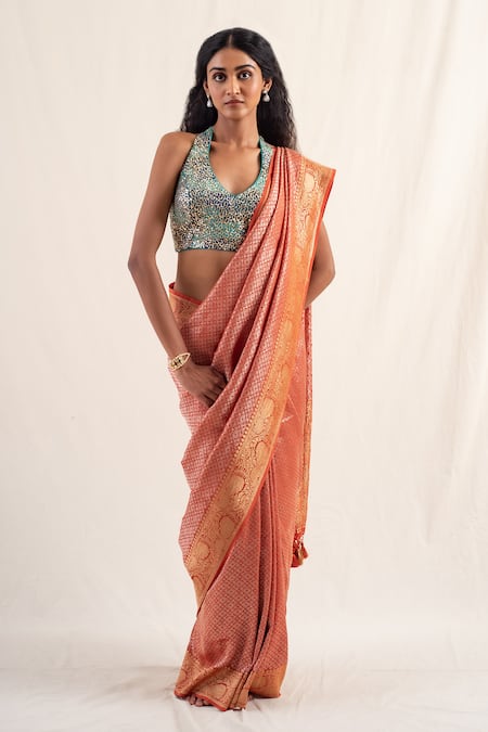 Priyanka Raajiv Begum Floral Pattern Saree With Unstitched Blouse Piece 