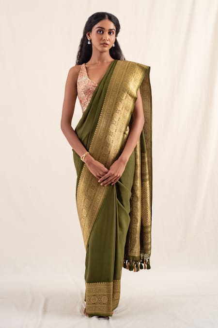 Priyanka Raajiv Green Silk Banarasi Handwoven Burma Pattern Saree With Unstitched Blouse Piece