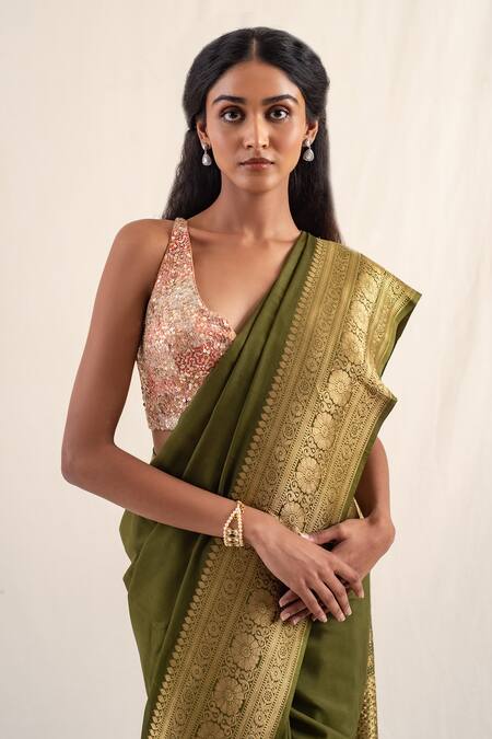 Priyanka Raajiv_Green Silk Embroidery Burma Floral Pattern Saree With Unstitched Blouse Piece _at_Aza_Fashions
