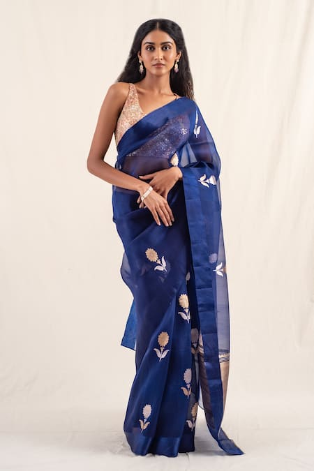 Priyanka Raajiv_Blue , Organza Chira Floral Pattern Saree With Unstitched Blouse Piece _Online_at_Aza_Fashions
