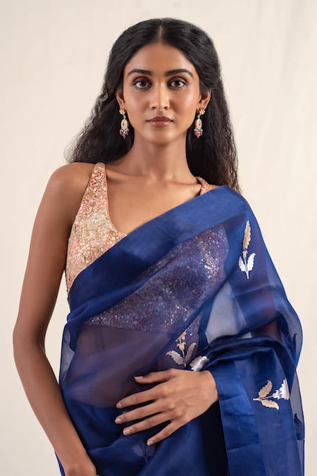Priyanka Raajiv_Blue , Organza Chira Floral Pattern Saree With Unstitched Blouse Piece _at_Aza_Fashions