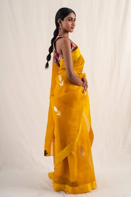Buy_Priyanka Raajiv_Yellow Silk Embroidery Chira Floral Pattern Saree With Unstitched Blouse Piece _Online_at_Aza_Fashions