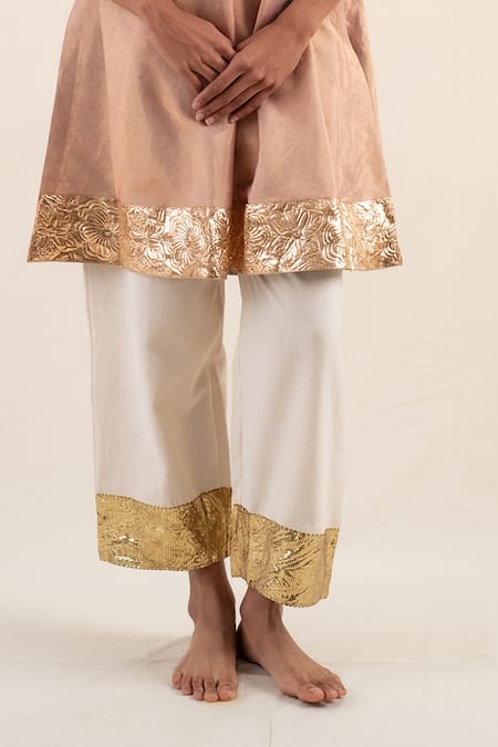 Buy Priyanka Raajiv Peach , , Lace, Dariba Embroidered Kurta With Pant Online at Aza Fashions Buy_Priyanka Raajiv_Peach , , Lace, Dariba Embroidered Kurta With Pant _Online_at_Aza_Fashions