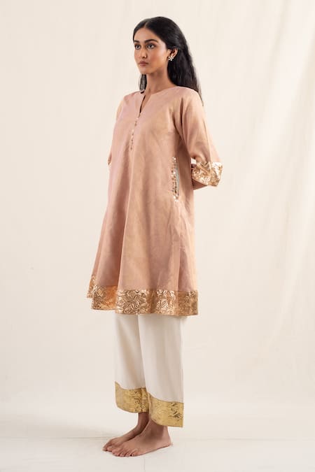 Priyanka Raajiv_Peach , , Lace, Dariba Embroidered Kurta With Pant _at_Aza_Fashions