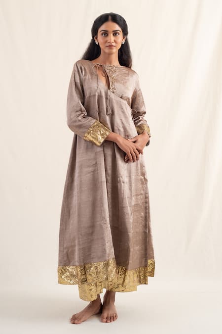 Priyanka Raajiv Fiza Chanderi Embroidered Angrakha Kurta With Pant 