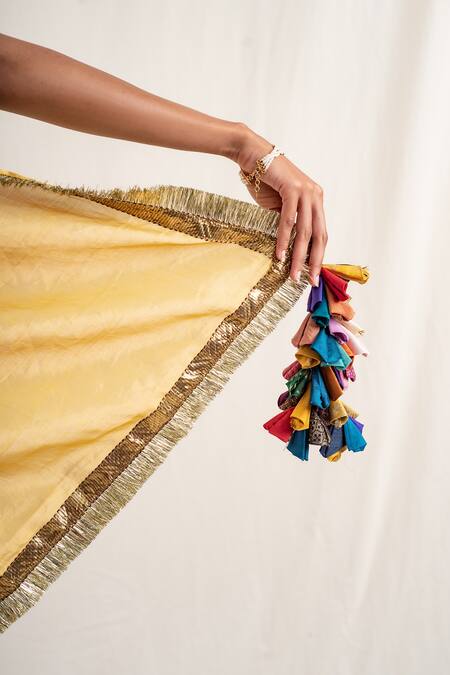 Buy_Priyanka Raajiv_Yellow Silk, Chanderi Tassels Janpath Border Saree With Unstitched Blouse Piece 