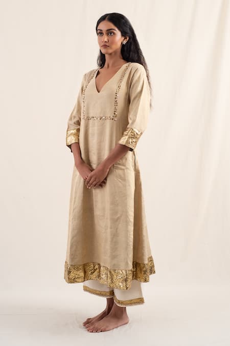 Buy_Priyanka Raajiv_Gold , , Metallic Kalan Embroidered Kurta With Pant _Online_at_Aza_Fashions