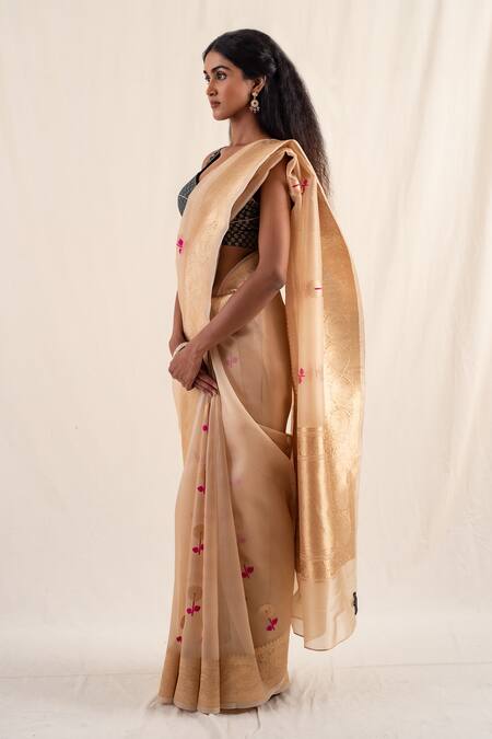 Priyanka Raajiv_Beige Silk Embroidery Laad Floral Pattern Saree With Unstitched Blouse Piece _at_Aza_Fashions