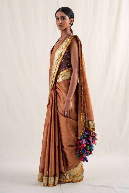 Priyanka Raajiv_Red Silk, Chanderi Sarojini Border Zari Work Saree With Unstitched Blouse Piece _Online_at_Aza_Fashions