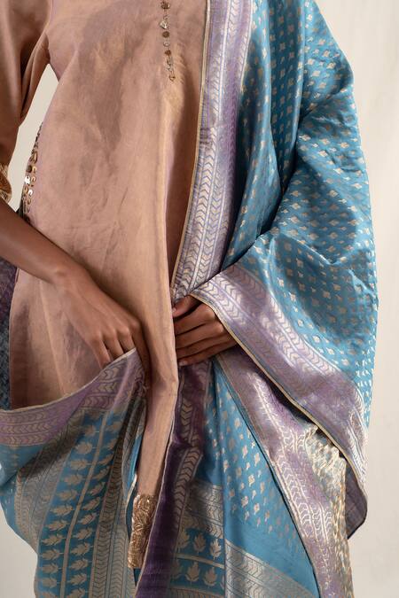 Buy_Priyanka Raajiv_Blue Silk Brocade Geometric Shor Pattern Dupatta _Online_at_Aza_Fashions