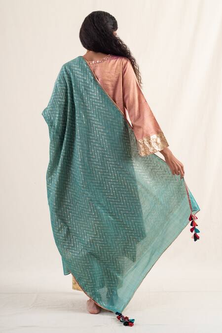 Shop_Priyanka Raajiv_Green Silk Brocade Geometric Ziba Pattern Dupatta _at_Aza_Fashions