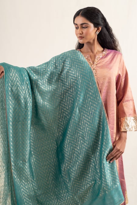 Priyanka Raajiv_Green Silk Brocade Geometric Ziba Pattern Dupatta _Online_at_Aza_Fashions