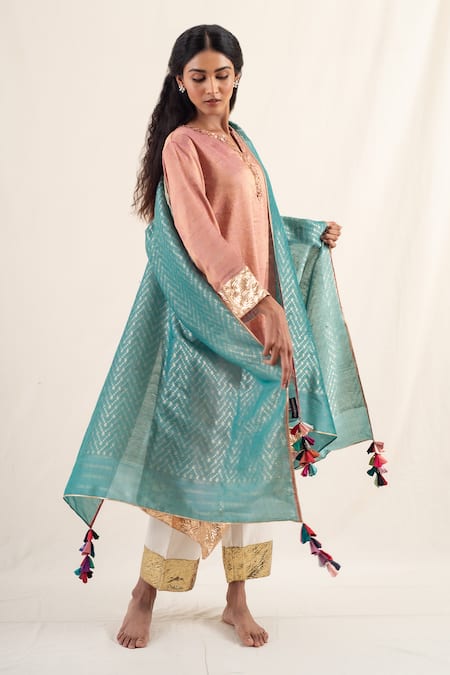 Shop_Priyanka Raajiv_Green Silk Brocade Geometric Ziba Pattern Dupatta _Online_at_Aza_Fashions
