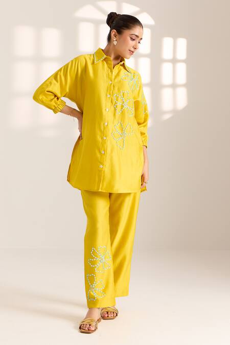 Buy_Sonal Pasrija_Yellow Chanderi Sequins, Beads Collared Blossom Embellished Shirt With Pant _Online_at_Aza_Fashions