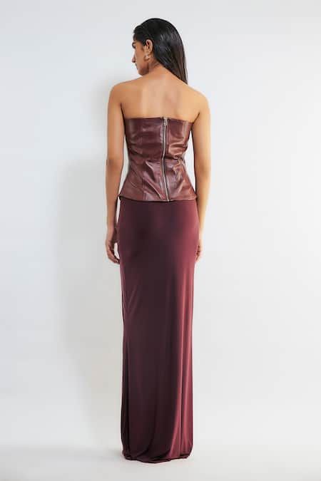Shop Deme By Gabriella Red Leather, Lycra Square Neck Linnea Plain Corset Top And Skirt Set at Aza Fashions Shop_Deme By Gabriella_Red Leather, Lycra Square Neck Linnea Plain Corset Top And Skirt Set _at_Aza_Fashions