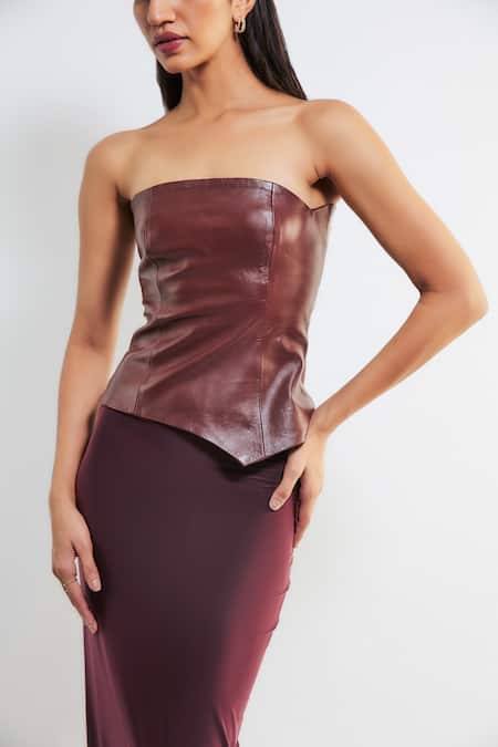Buy Deme By Gabriella Red Leather, Lycra Square Neck Linnea Plain Corset Top And Skirt Set Online at Aza Fashions Buy_Deme By Gabriella_Red Leather, Lycra Square Neck Linnea Plain Corset Top And Skirt Set _Online_at_Aza_Fashions