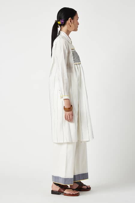 Payal Pratap White Cotton Smocked Shirt Collar Patios Tunic Online at Aza Fashions Payal Pratap_White Cotton Smocked Shirt Collar Patios Tunic _Online_at_Aza_Fashions