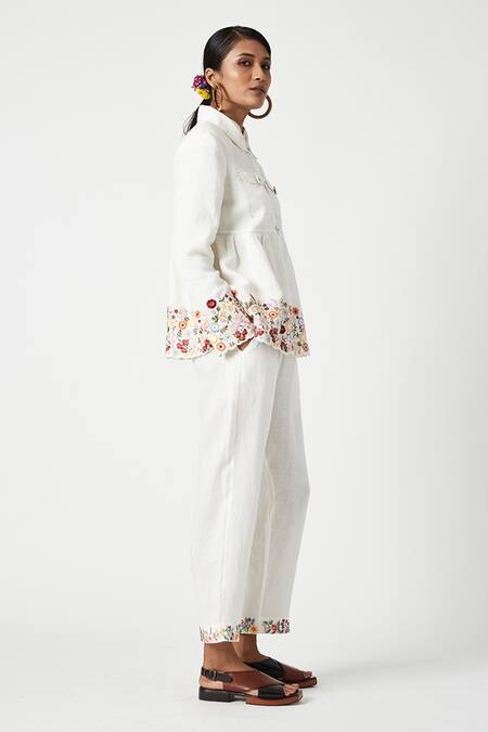Payal Pratap White Linen Embroidered Floral Flat Collar Crathes Blossom Jacket Online at Aza Fashions Payal Pratap_White Linen Embroidered Floral Flat Collar Crathes Blossom Jacket _Online_at_Aza_Fashions